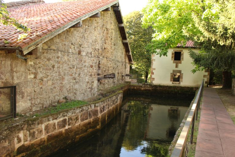 Foto de Ferrería de Cades en Lamasón, Cantabria